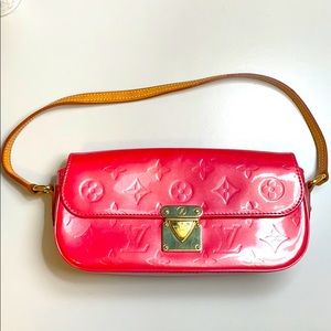 LOUIS VUITTON Monogram Vernis Malibu Street cluth